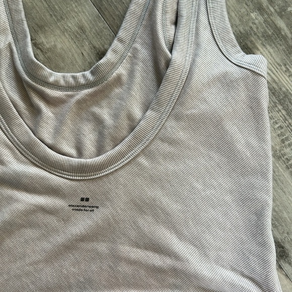 ALEXANDER WANG x UNIQLO Heat Tech Ribbed Sleeveless Bodysuit - Picture 5 of 7